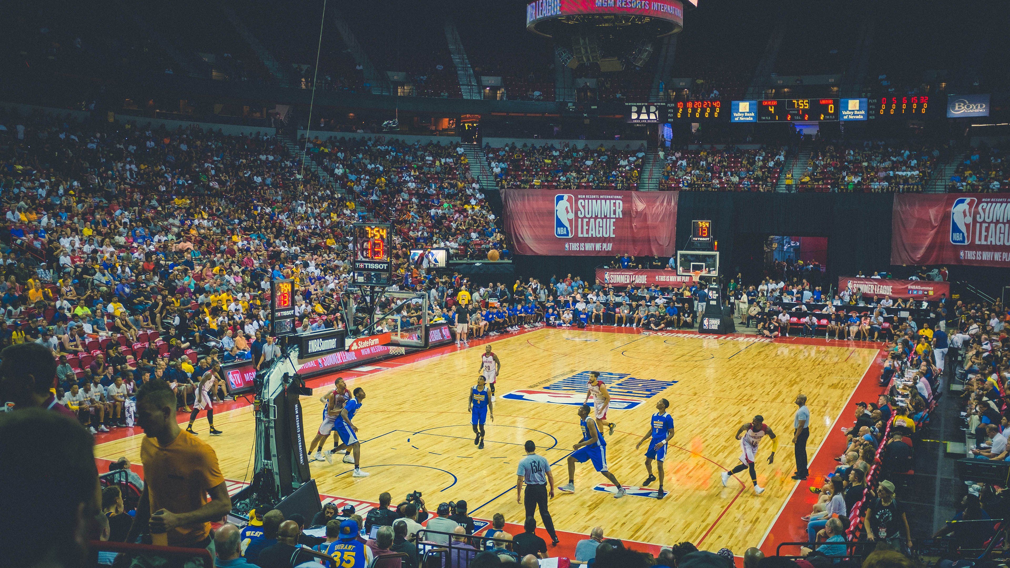 突破次元壁！当浙江队东方乔治在独行侠主场证明，小人物也能定义伟大